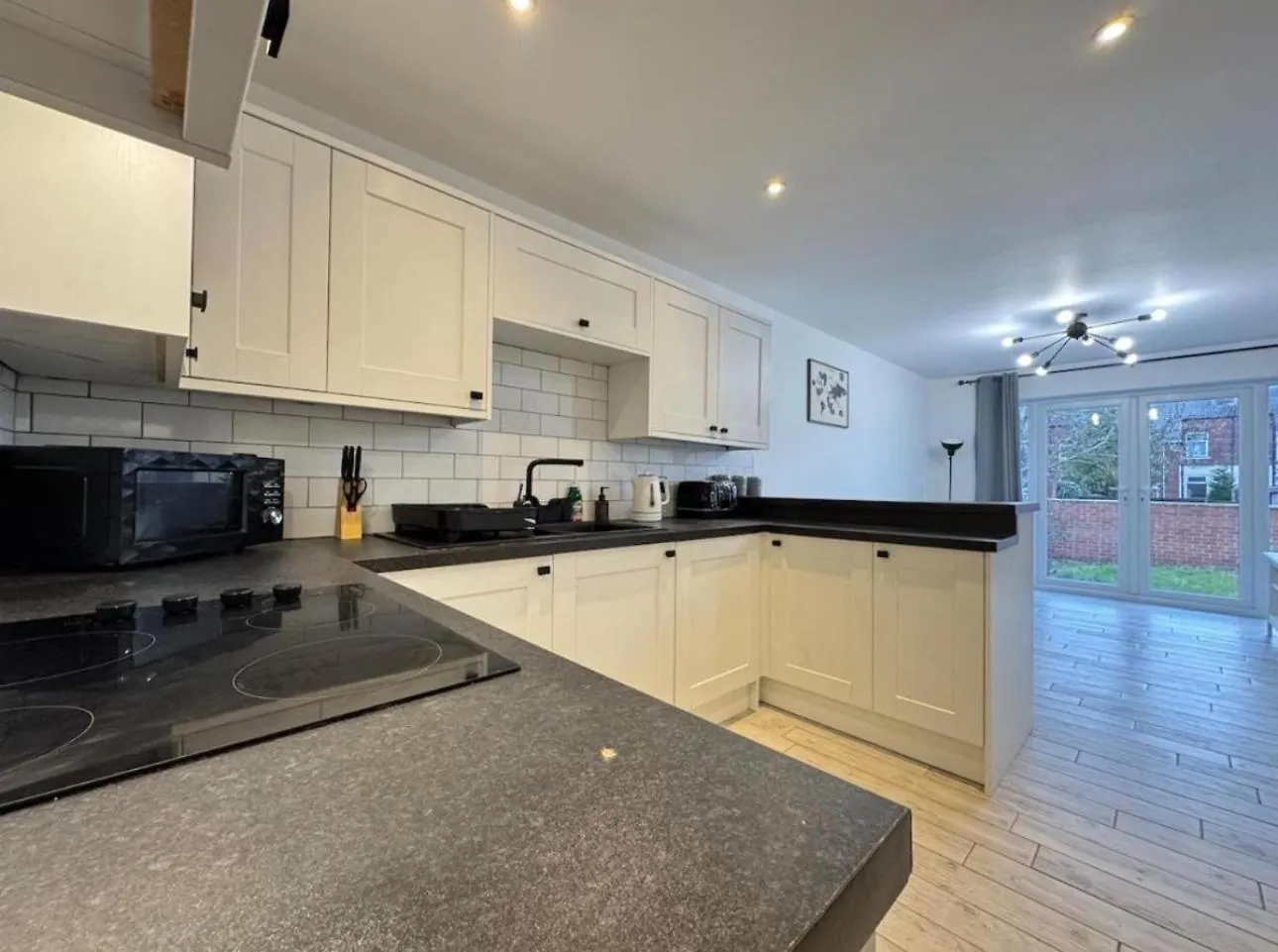 4 Guests - 2 Bedrooms - Parking - 9Min City Centre Ντόνκαστερ