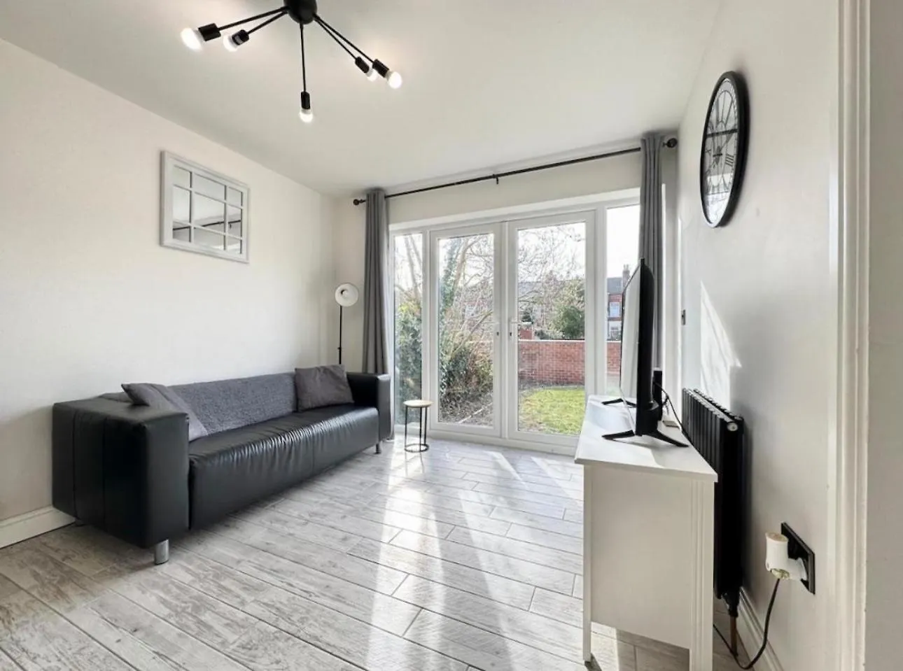 4 Guests - 2 Bedrooms - Parking - 9Min City Centre Ντόνκαστερ Διαμέρισμα